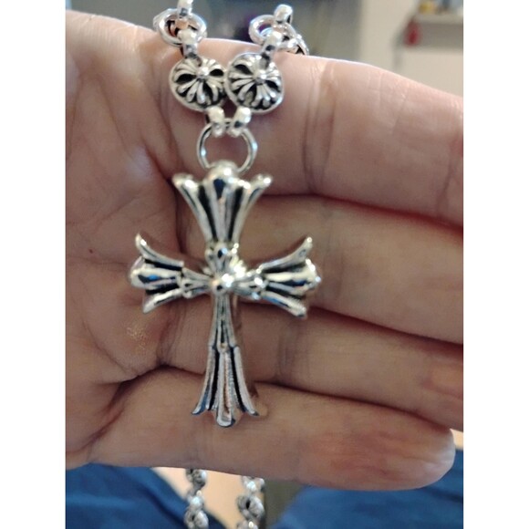 cross hip hop mens and womens retro silver color geometric alloy chain jewelry - Picture 4 of 9